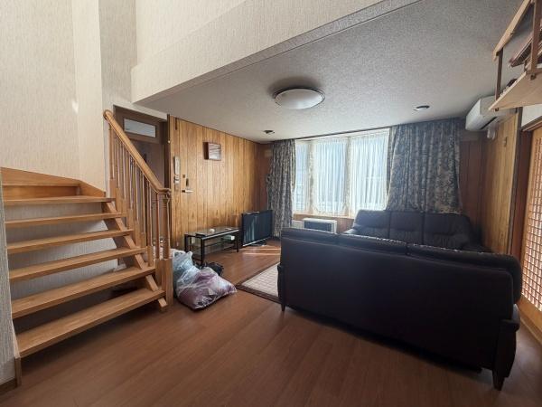 ���r���O -