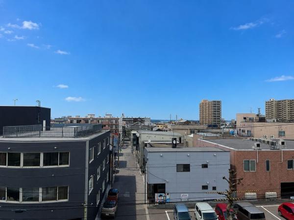 �Z�˂���̒��]�ʐ^ -